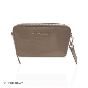 moving sale - Michael Kors wallet crossbody purse/ adjustable strap